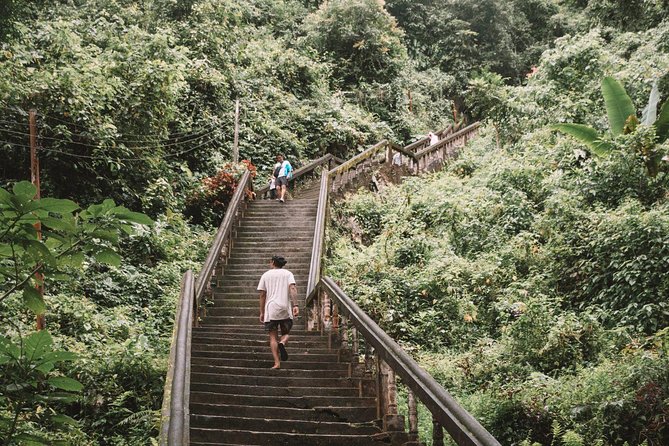 2-Day Vang Vieng Tour from Vientiane - Ban Keuan and the salt-making tradition
