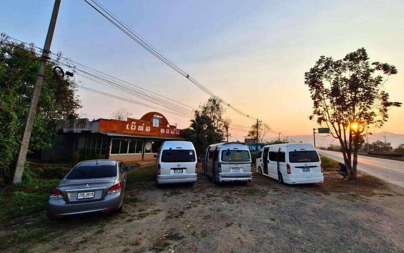 Chiang Rai: 2-Day Transfer to Luang Prabang by Slow Boat - Pakbeng is an overnight stop, not a planned tour