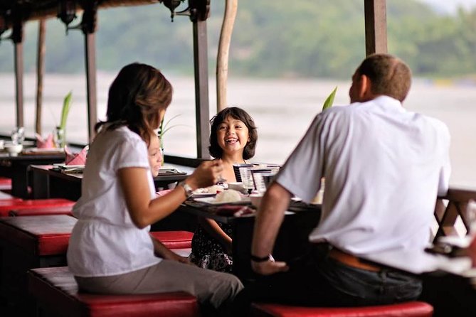 Dine and Cruise on Mekong River - The morning route to Pak Ou Caves