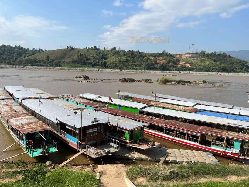 From Chiang Rai : 2 Day 1 Night Slow Boat to Luang Prabang - What the first day to Pakbeng feels like