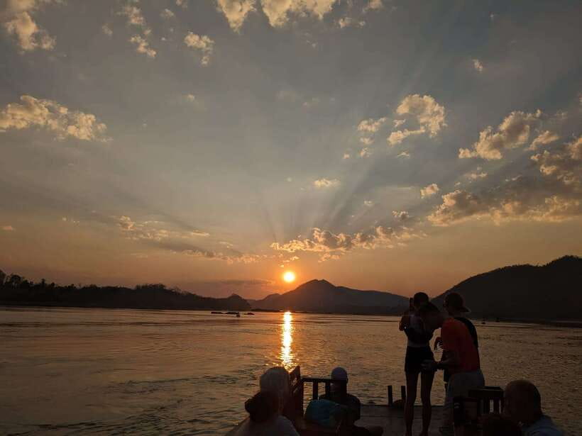 Half Day Mekong Cruise to Pak Ou Caves (Morning / Afternoon) - Choosing morning or afternoon