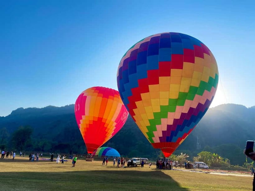Hot Air Balloon in VangVieng pick up-drop off - How the service feels on the ground
