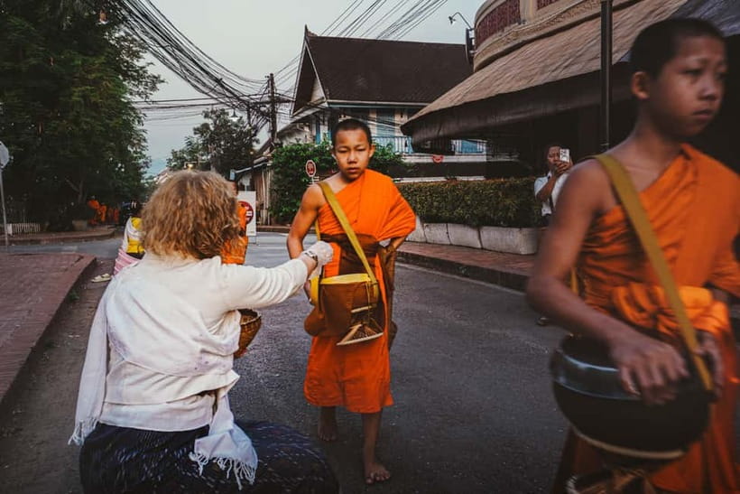 Luang Prabang: Almsgiving Ceremony Offering - Why Tak Bat is worth seeing at sunrise