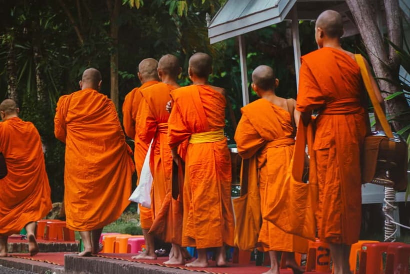 Luang Prabang: Almsgiving Ceremony Offering - Receiving the Lao offering set