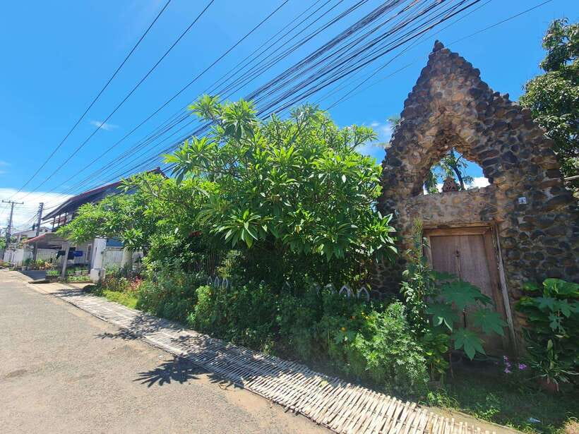 Luang Prabang: Craft Your Own Aroma Candle in Heritage Home - A Handmade Pottery Jar With a Local Connection