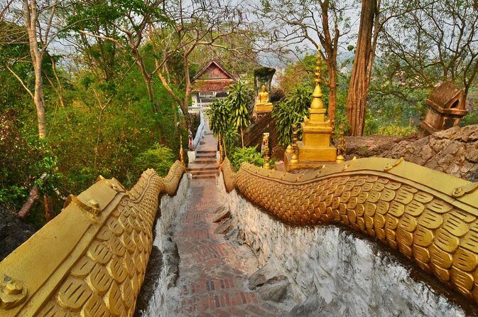 Luang Prabang Foodie Walking Tour and Monk Blessing - Why the monk’s blessing changes the shape of the food tour