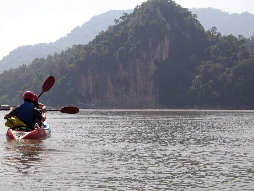 Luang Prabang: Kayak Tour to Pak Ou Caves - Starting on the Nam Ou Riverside