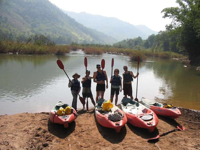 Luang Prabang: Kayak Tour to Pak Ou Caves - Ban Na Uan and Hmong village life
