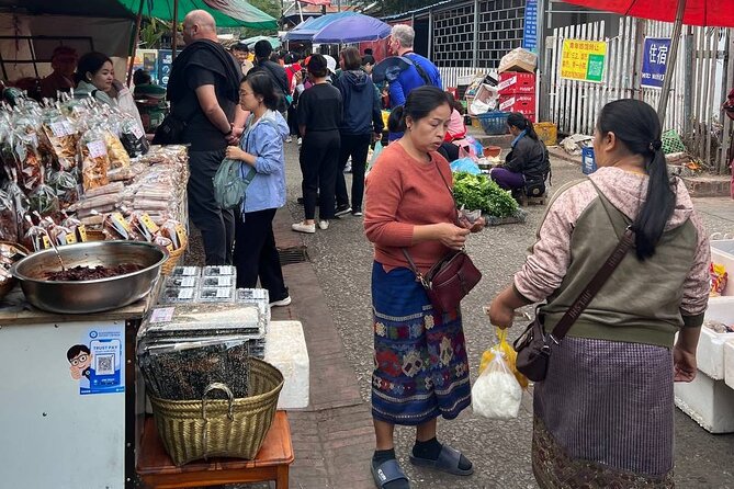 Luang Prabang Local Market and Morning Food Tour with Drinks - Key points to know before booking