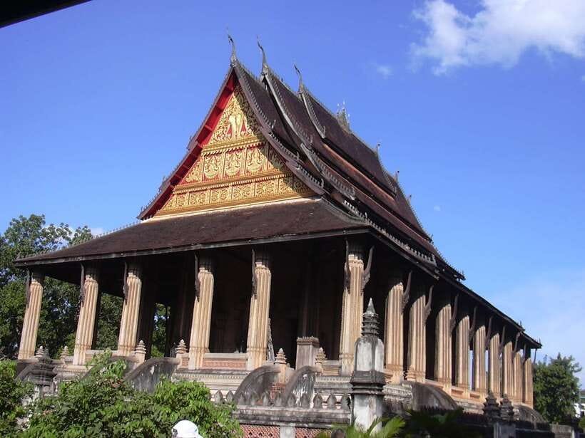 Luang Prabang: Local Village & Kuang Si Falls Private Tour - A full day that begins before the heat