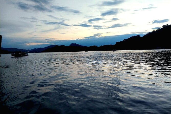 Luang Prabang Mekong Sunset Cruise and Hot Pot Dinner - Meeting up and riding by tuk-tuk
