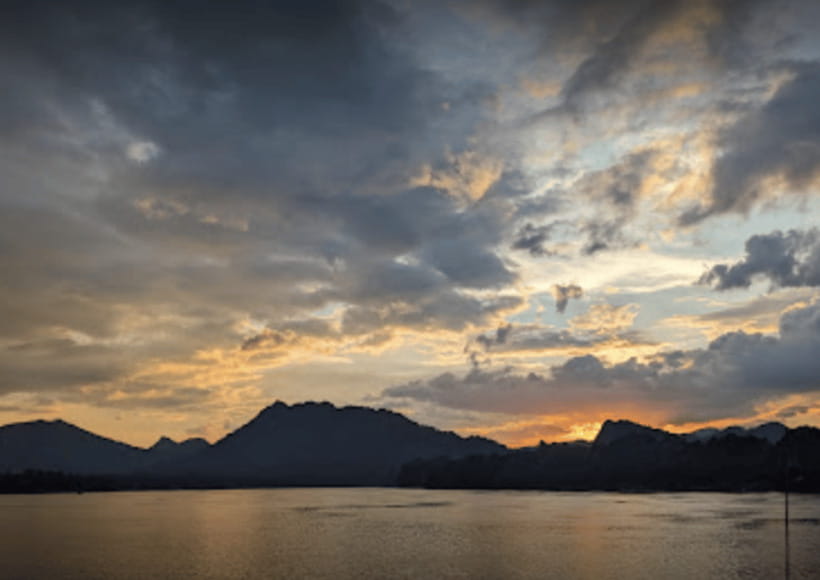 Luang Prabang: Mekong Sunset Cruise & Lao Tasting Dinner - The wishes, worries, and fish-release ritual