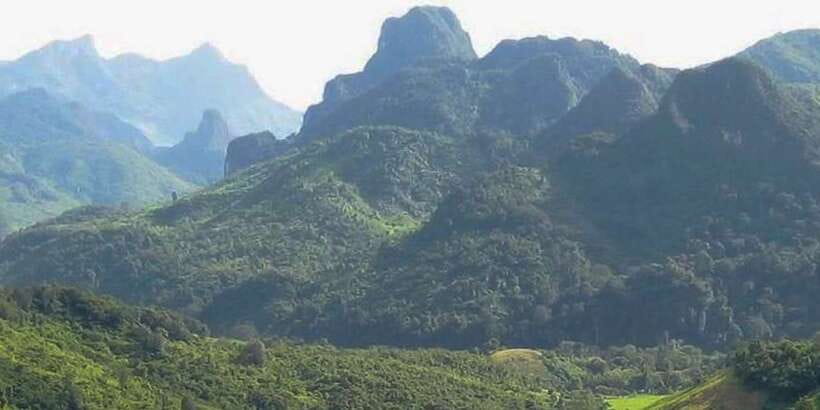 Luang Prabang: Mountain Trek & Local Villages Overnight Tour - Meeting different communities along the route