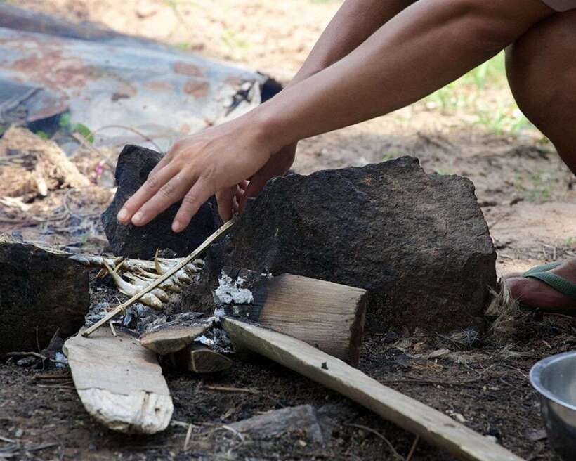 Luang Prabang Thin Pha Trail & Tad Sae Falls Trek - Ban Thin Pha and lunch in the countryside