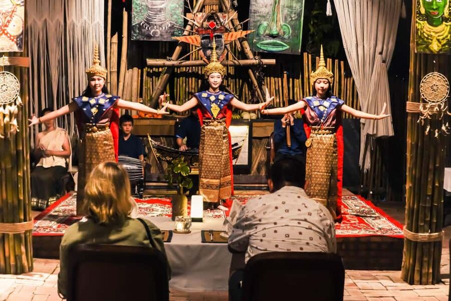 Luangprabang: Dinner with Lao Traditional Dance Performance - Key points to know before booking