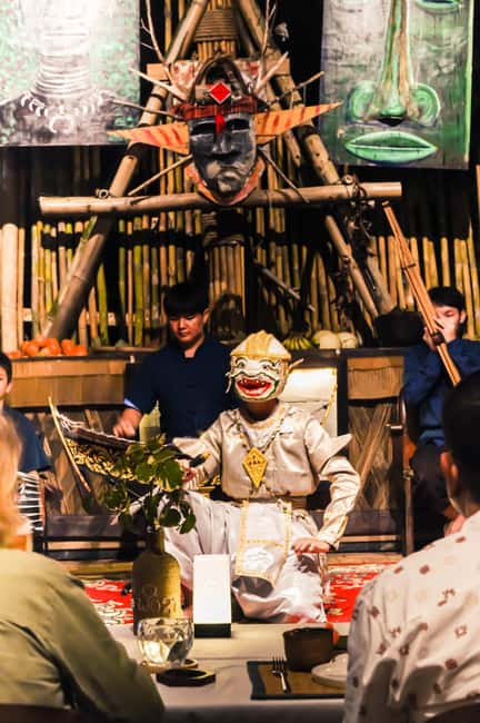 Luangprabang: Dinner with Lao Traditional Dance Performance - What happens during the 1.5 hours