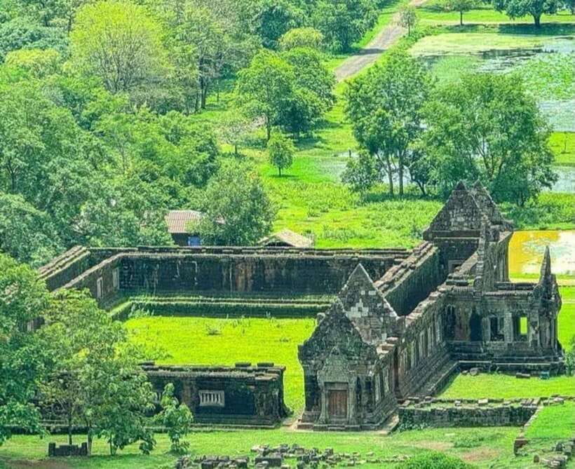 Pakse: Mystic Falls & Timeless Temples of Southern Laos Tour - Lunch in the middle of a full route