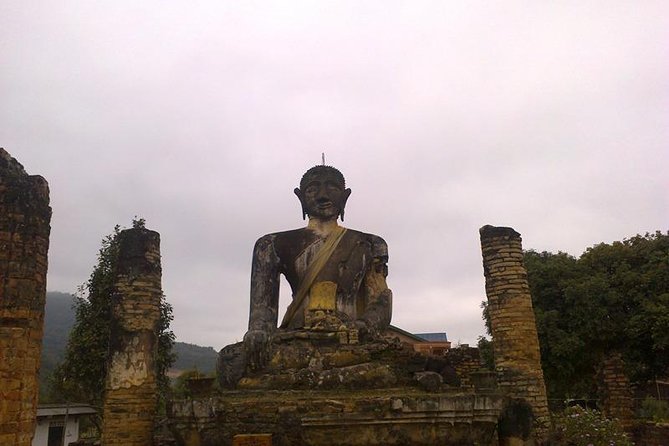 Plain of jars tour with local guide - Lunch near Lak Khai, then site 2