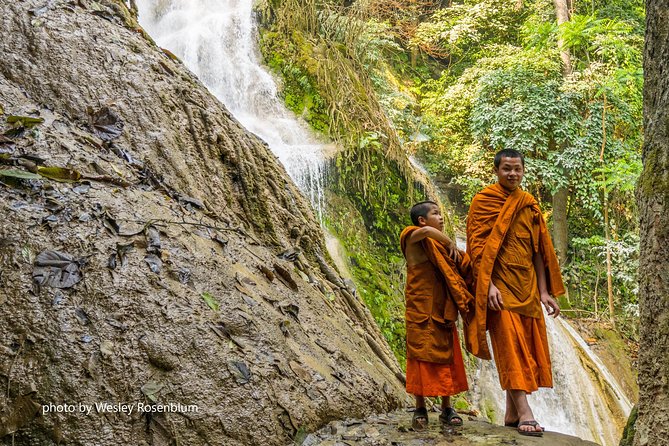 Private Tour Full-day Morning Market, Villages and Scenic Kuang Si Waterfall - Kuang Si Falls is worth building a day around