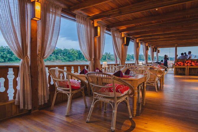 Sunset Cruise in Luang Prabang with Live Performance - Traditional Lao dance on the boat
