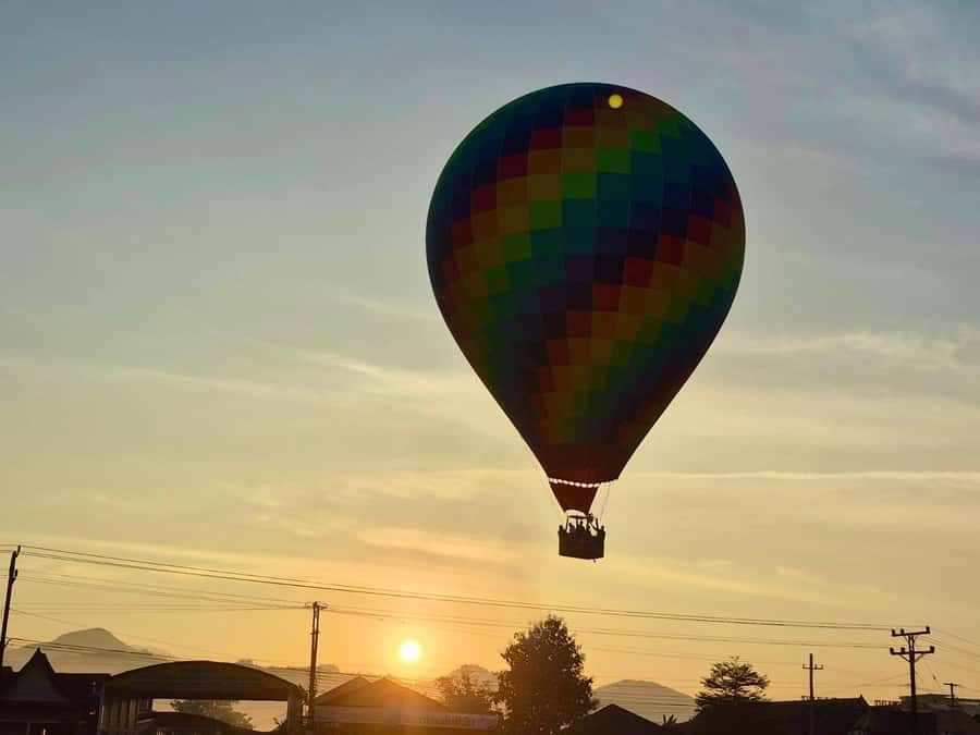 Vang Vieng: Climbing & Ballon (Departure from Vientiane) - Key points to know before you book