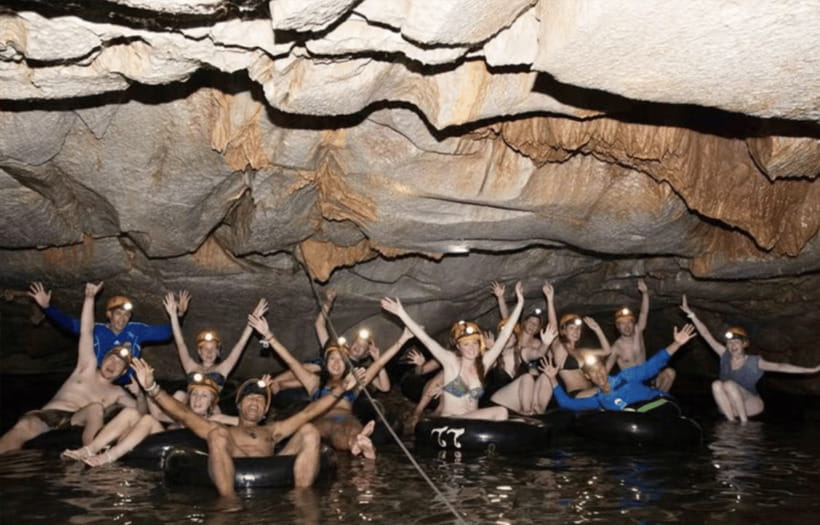 Vang Vieng: Kayaking&Zipline&Water Cave&Tham Chang tour - Pickup by tuk-tuk between 9:00 and 9:30