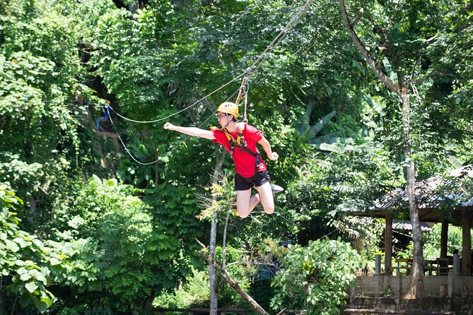 Vang Vieng Tour A - Blue lagoon 3 with Caves and Zipline - What the $110 price really covers