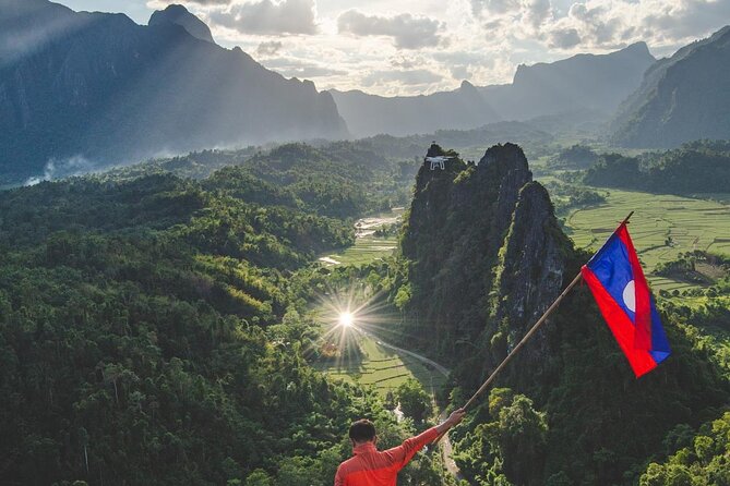 Vang Vieng Tour B - Nam Xay Viewpoint Hike & Blue Lagoon 1 Tour - Why the two-stop order works