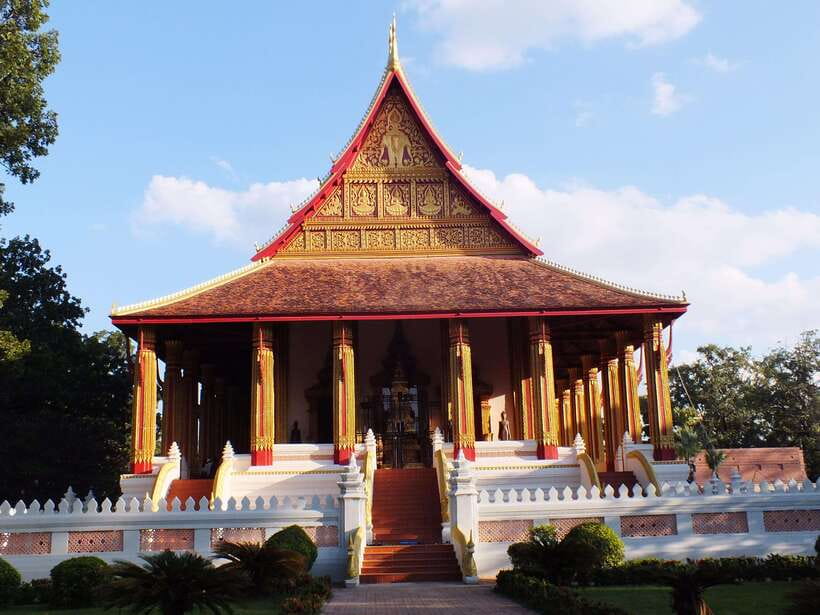 Vientiane City Highlights Tour with Buddha Park & Lunch - A full day from Wat Si Saket to Buddha Park