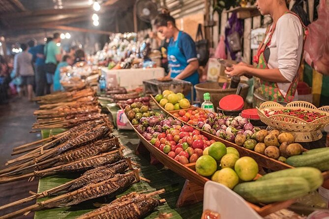 Vientiane Cuisine & Culture: The Hungry Tuk Tuk - Starting at a local evening food market