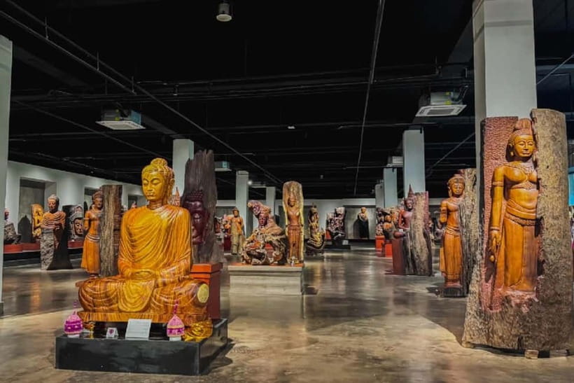 Vientiane: Half-Day City Tour - Morning or Afternoon - Wat Sisaket and thousands of Buddha images