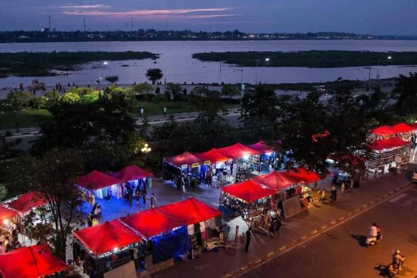 Vientiane: Half-Day City Tour - Morning or Afternoon - Patuxai for a city view