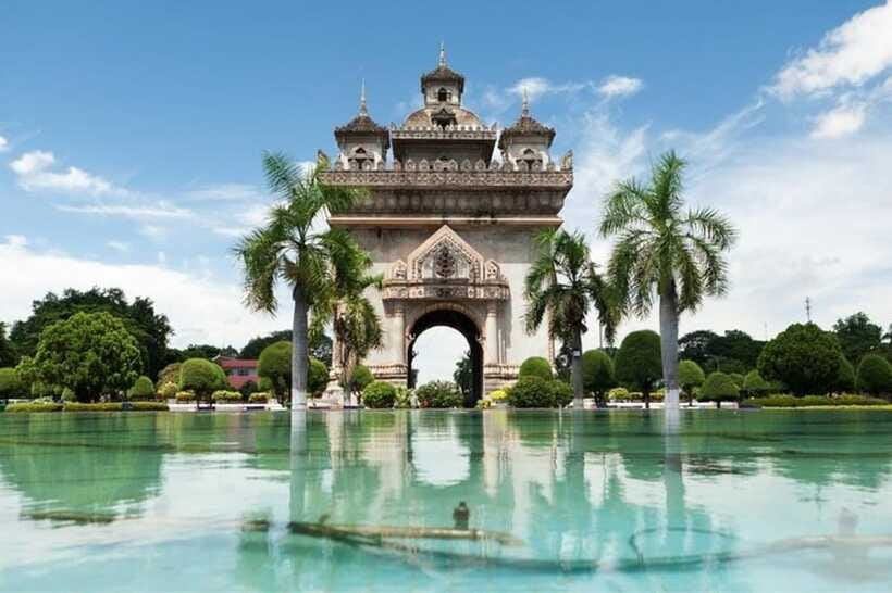 Vientiane : Private Custom Tour with a Local Guide - The farmers market and everyday city life