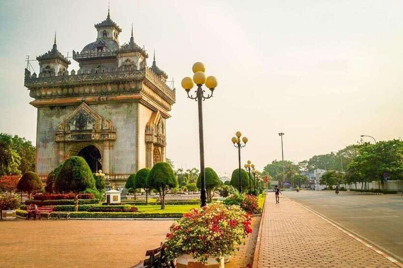 Vientiane : Private Custom Tour with a Local Guide - Building your route before the walk