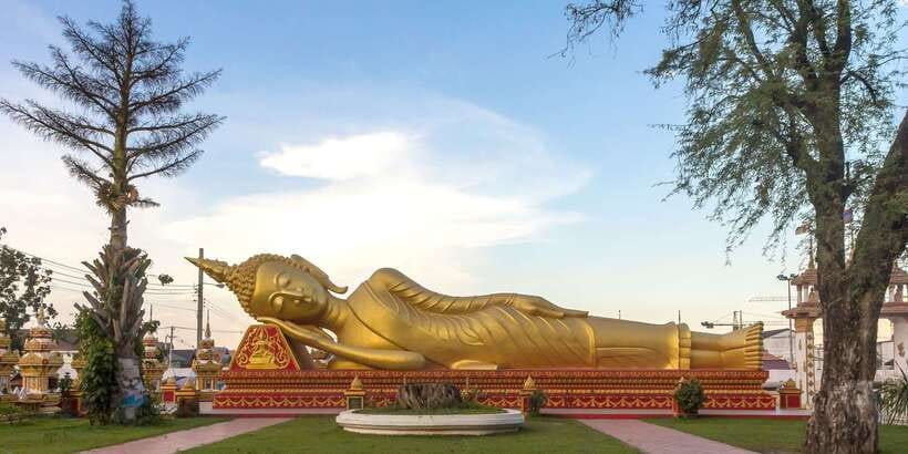 Vientiane: Private Full-day Must-See Sights & Sunset Tour - Guide quality and communication